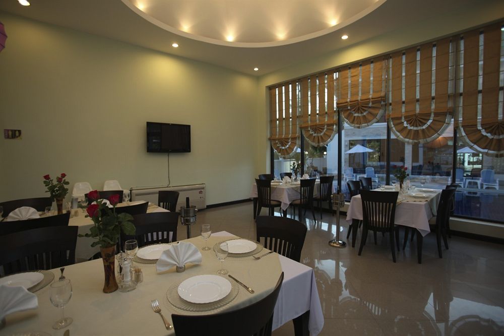 Rawai Grand House -Sha Plus Extérieur photo